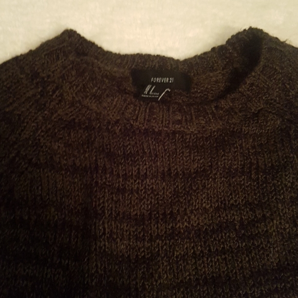 Forever 21 sweater - Picture 5 of 8